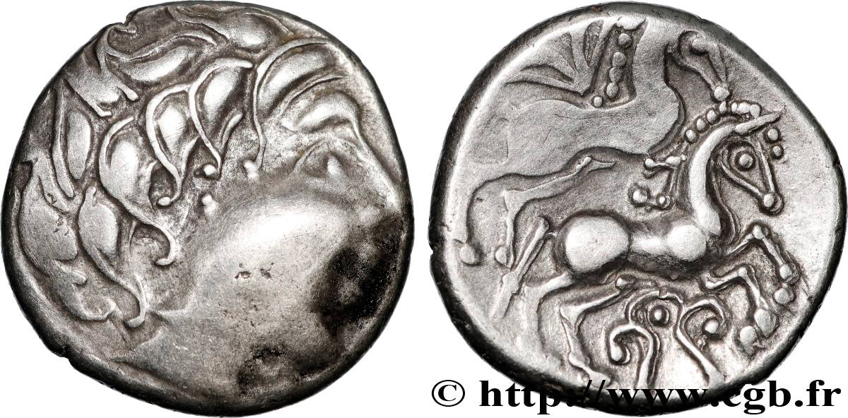 PICTONS / BITURIGES / CARNUTES - CENTRE-OUEST, Incertaines Drachme aux deux chevaux - série A1 SUP