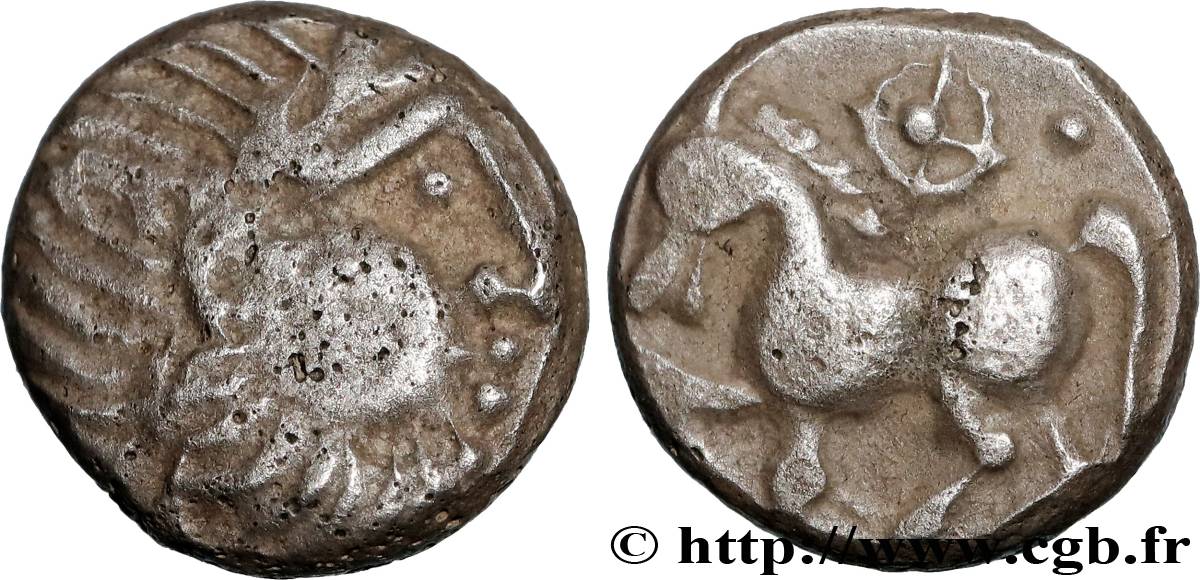 CELTES DU DANUBE - PANNONIE Obole “type Kugelwange” TTB+