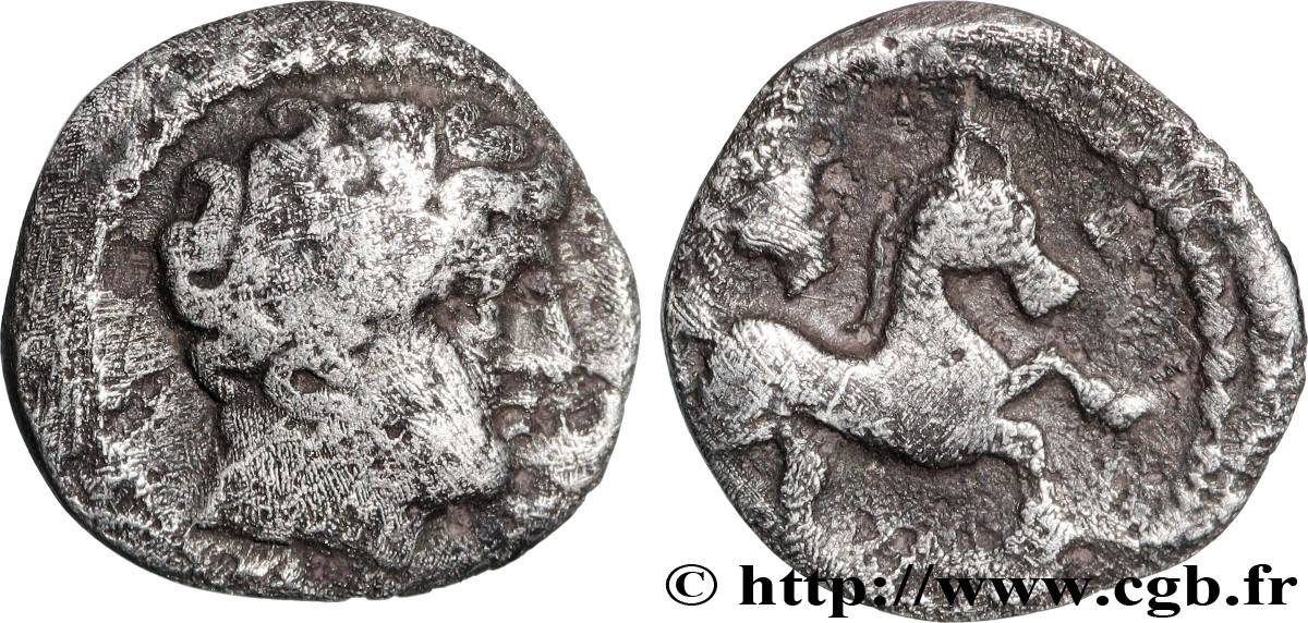GALLIA - MID-WESTERN, UNSPECIFIED Obole au cheval et à la tête coupée VF