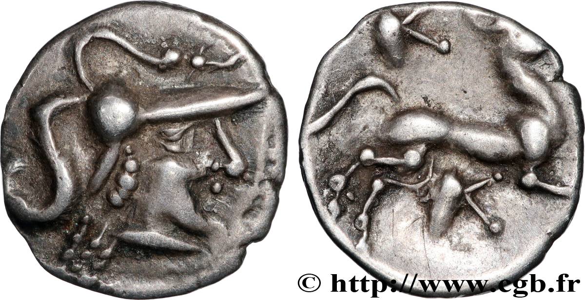 GALLIA - AULERCI CENOMANI (Regione di Mans) Denier à la tête casquée à droite et aux carnyx MS/q.SPL