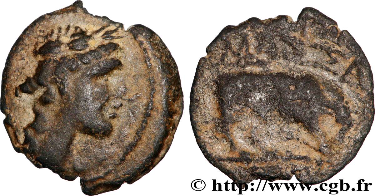 MASSALIA - MARSEILLES Petit bronze au taureau (hémiobole ?) XF/VF