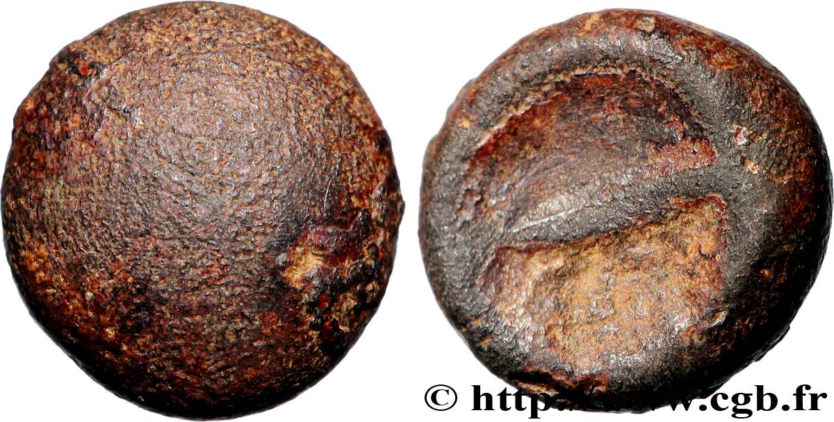 GALLIA - SENONES (Región de Sens) Quart de statère globulaire au segment, fourré en bronze MBC+