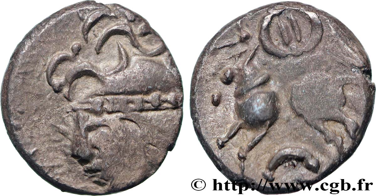 GALLIA - SOUTH WESTERN GAUL - NITIOBROGES (Area of Agen) Denier EFE à la tête casquée AU