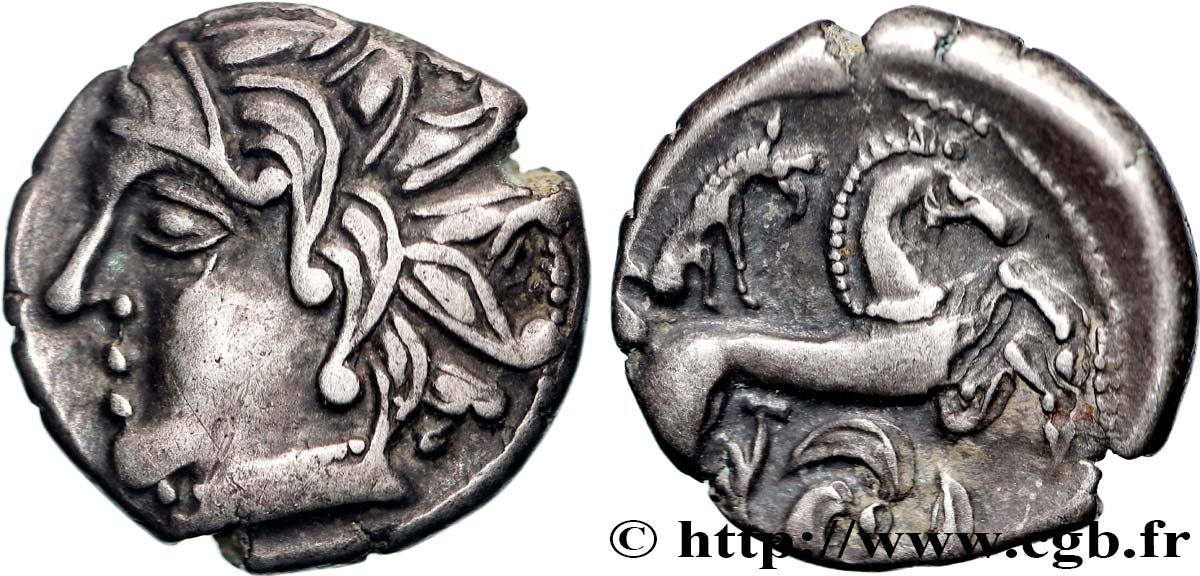 CARNUTES (Région de la Beauce) Drachme au loup et au cheval SUP