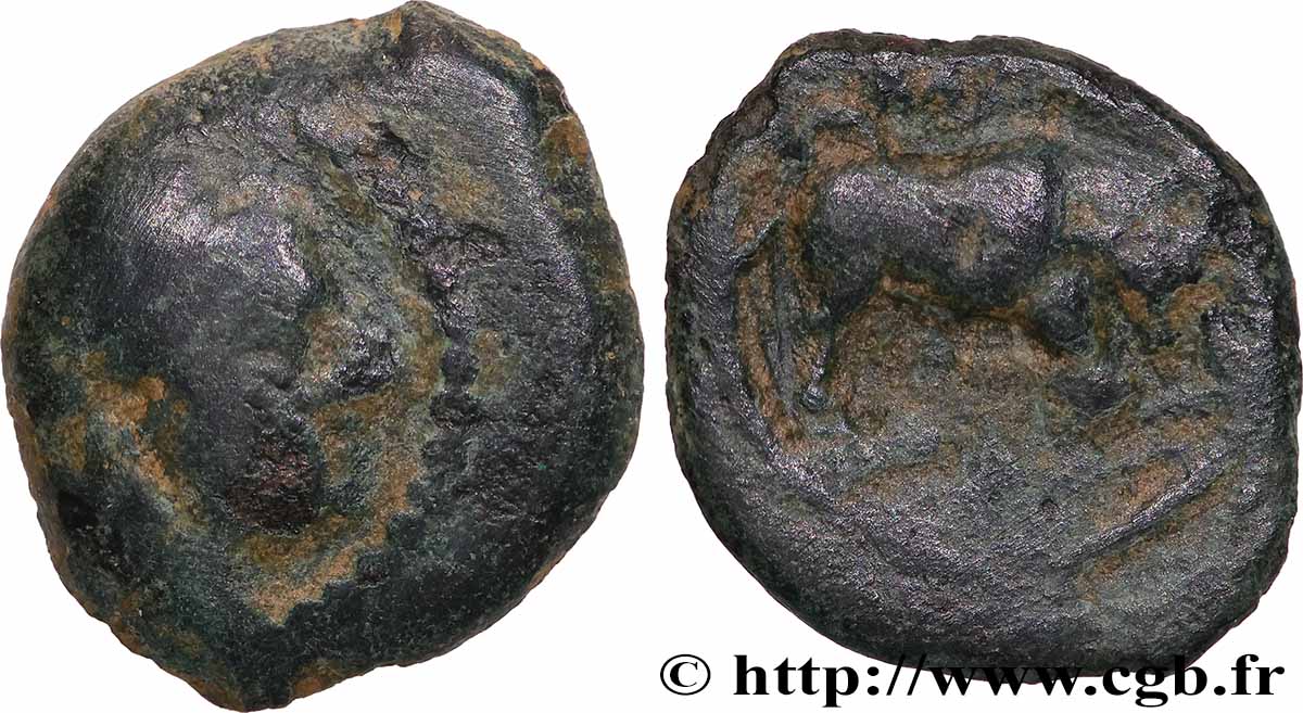 MASSALIA - MARSEILLES Petit bronze au taureau (hémiobole ?) VF