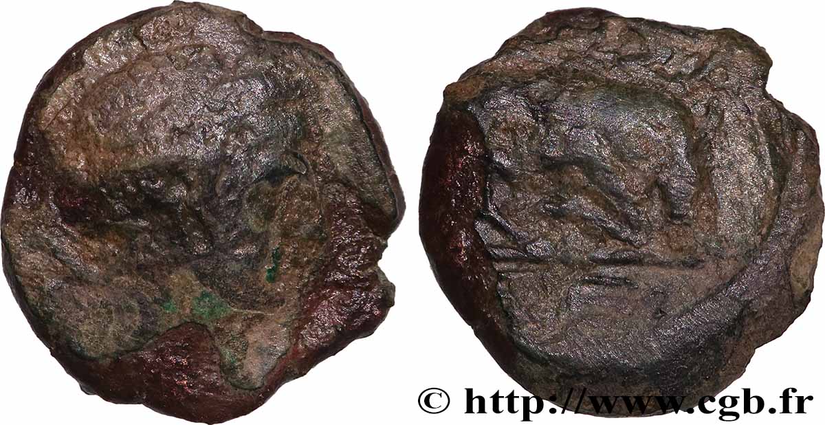 MASSALIA - MARSEILLE Petit bronze au taureau (hémiobole ?) B/TB