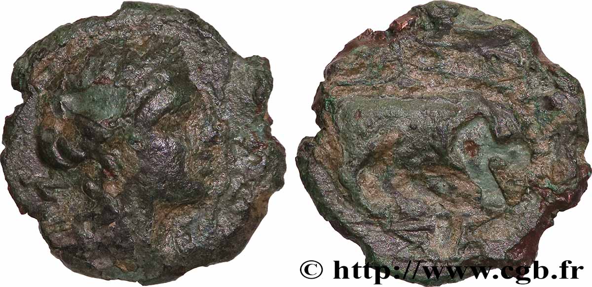 MASSALIA - MARSEILLES Petit bronze au taureau (hémiobole ?) VF