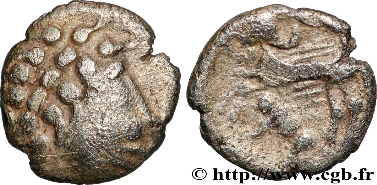 CARNUTES (Région de la Beauce) Quart de statère d’or pâle, DT. 2351 TB+