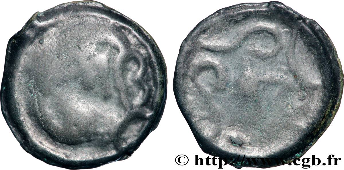 DUROCASSES (Région de Dreux) Potin aux volutes cruciformes TB+