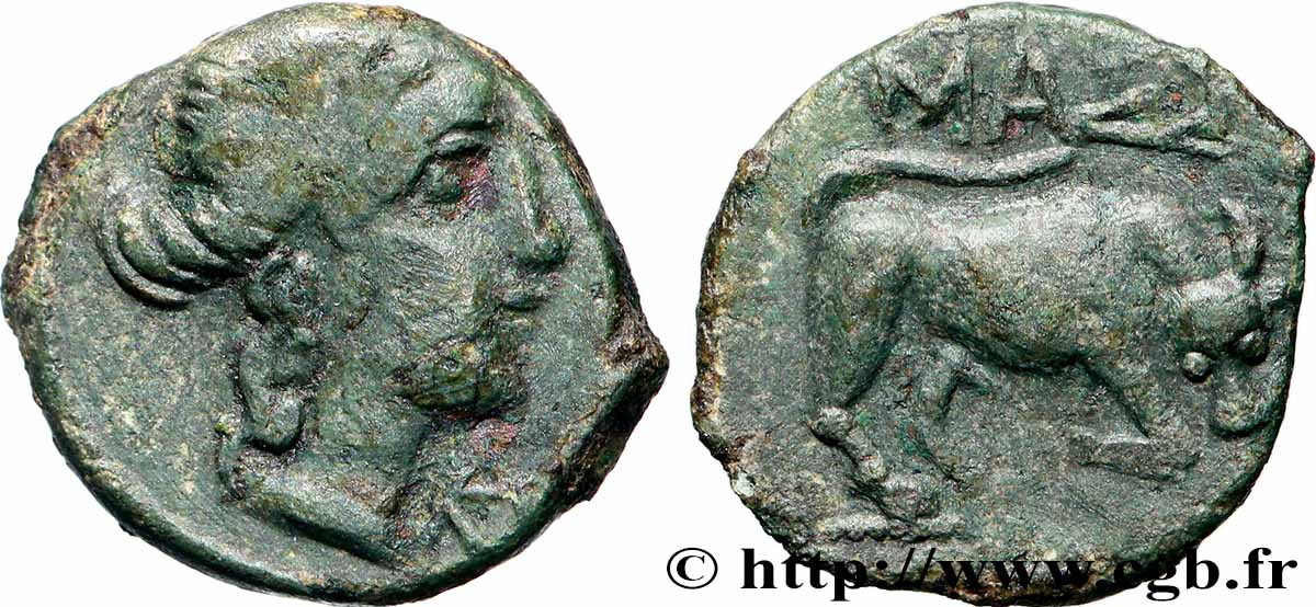 MASSALIA - MARSEILLE Petit bronze au taureau (hémiobole ?) TTB+