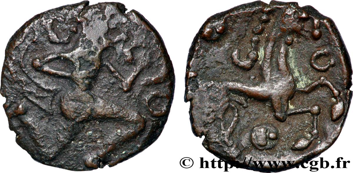 BELLOVAQUES (Région de Beauvais) Bronze au personnage courant et à l’androcéphale TTB