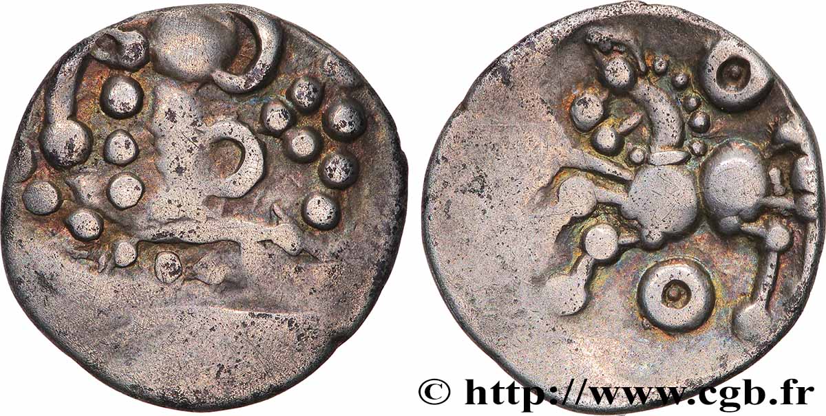 ÉDUENS (BIBRACTE, région du Mont-Beuvray) Denier à la tête casquée, stylisé TTB+
