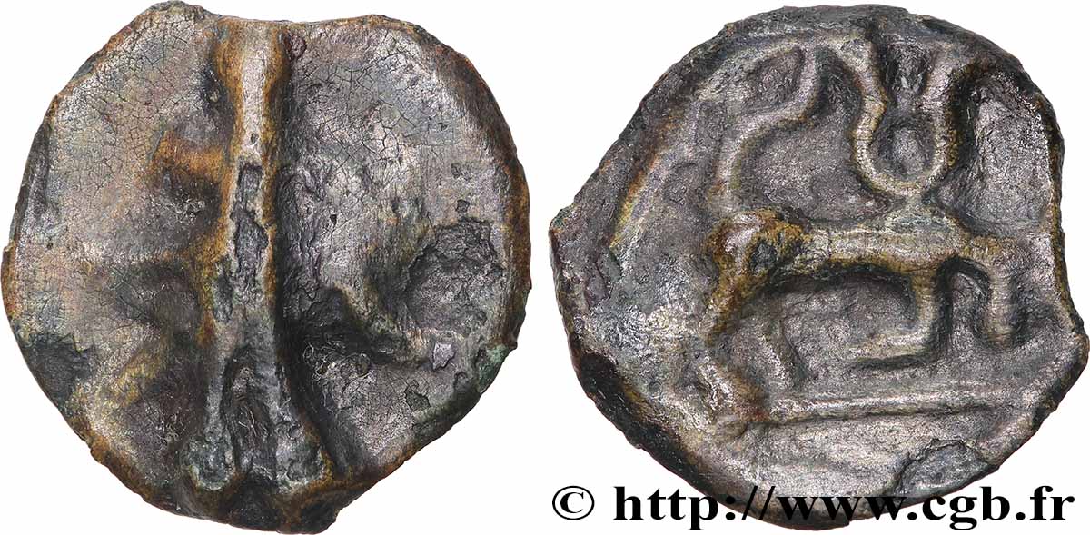 ÉDUENS (BIBRACTE, région du Mont-Beuvray) Potin “au mannequin” et au taureau à droite TTB/TTB+