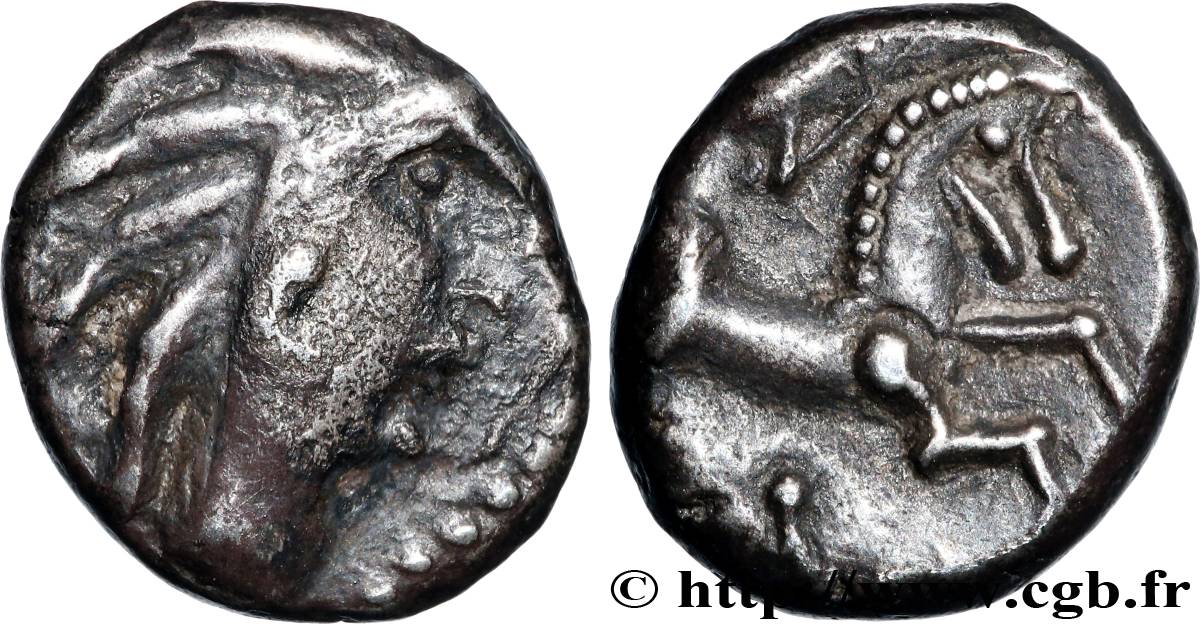 ÉDUENS / ARVERNES, INCERTAINES Denier à l’oiseau - revers à l’étrier TTB+/SUP