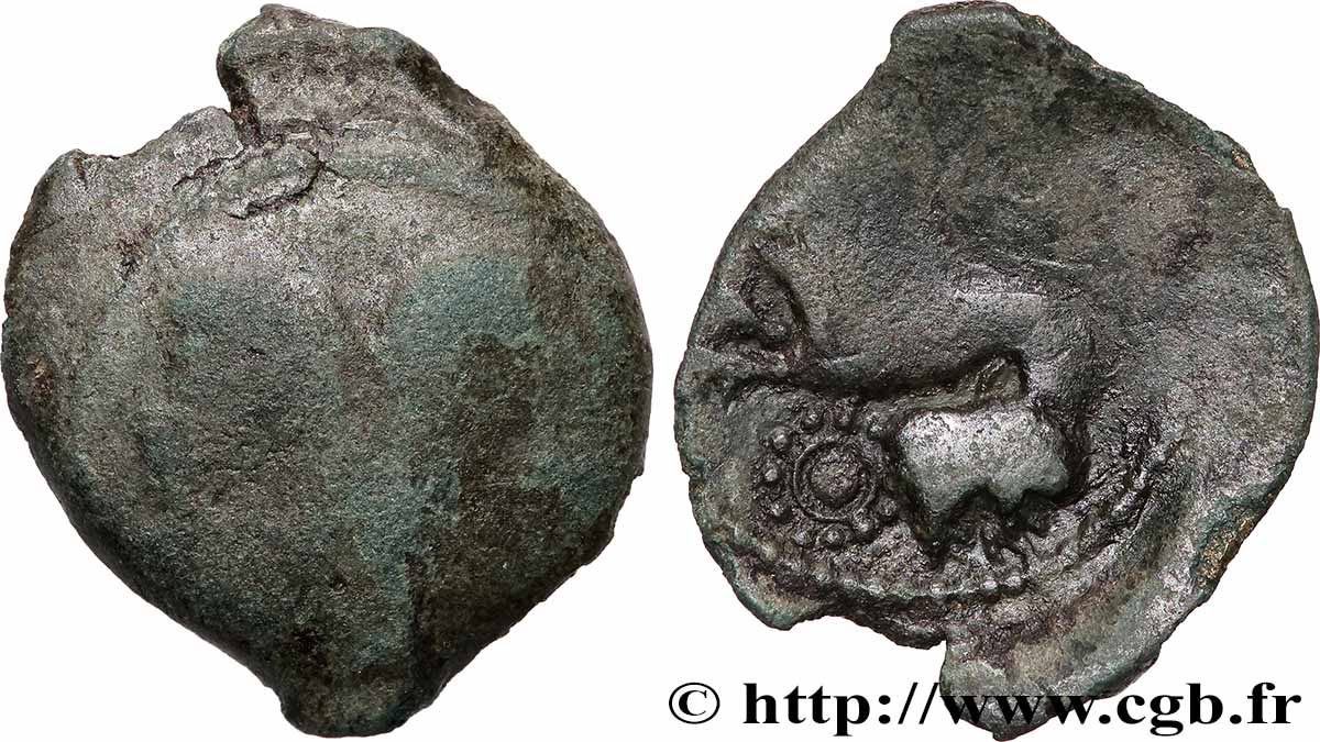 GALLIA BELGICA - SUESSIONES (Regione de Soissons) Bronze à la tête janiforme barbue, classe I B/q.BB