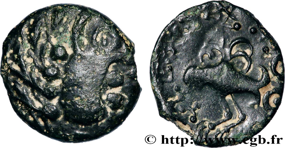 SÉNONS (région de Sens) Bronze YLLYCCI à l’oiseau, classe VI TTB