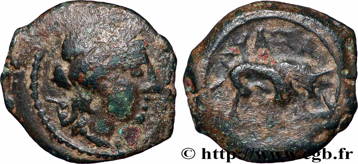 MASSALIA - MARSEILLES Petit bronze au taureau (hémiobole ?) XF