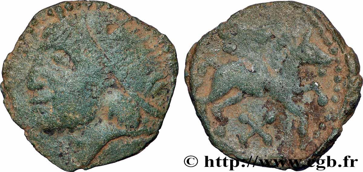 BELLOVAQUES (Région de Beauvais) Bronze à la tête casquée, au pégase et à la croisette TB+