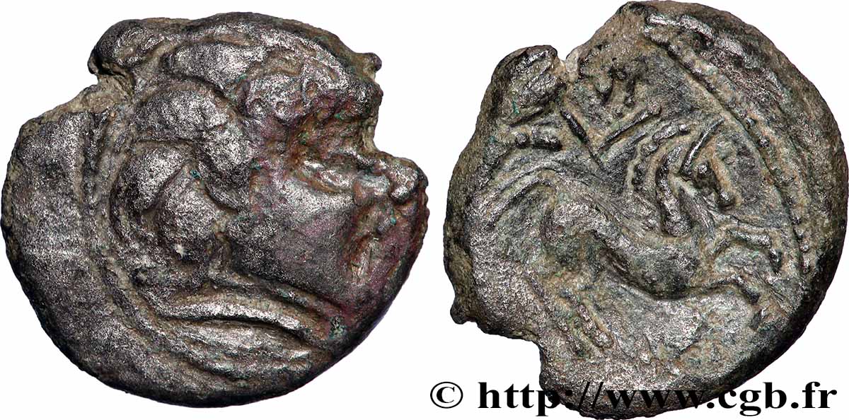 SANTONS / CENTRE-OUEST, Incertaines Drachme aux mèches aquitaniques, à droite TB+/TTB