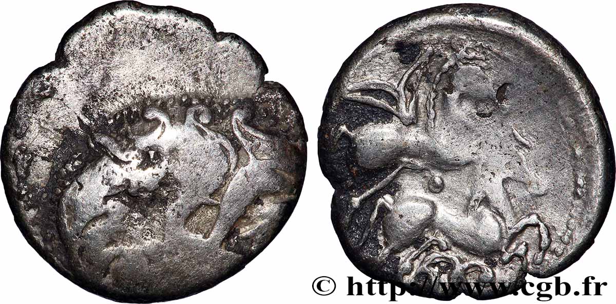 PICTONS / BITURIGES / CARNUTES - CENTRE-OUEST, Incertaines Drachme aux deux chevaux - série A1 TB+/TTB