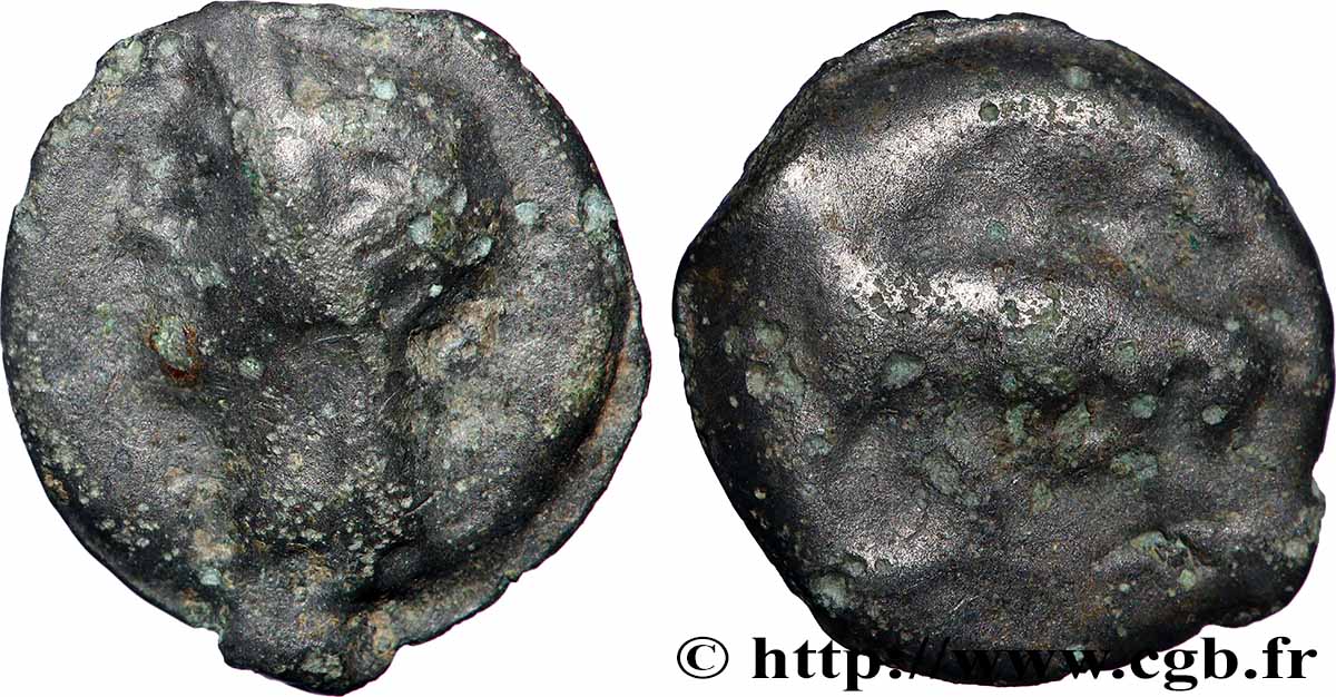 BITURIGES CUBES, INCERTAINES Potin MA au taureau à droite TTB/TB