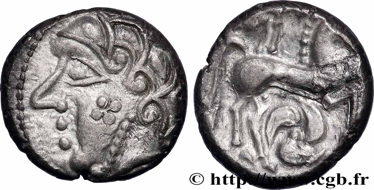 PICTONES / BITURIGES / CARNUTES - Centrooeste - Incertias Drachme au loup et au cheval, joue tatouée MBC+