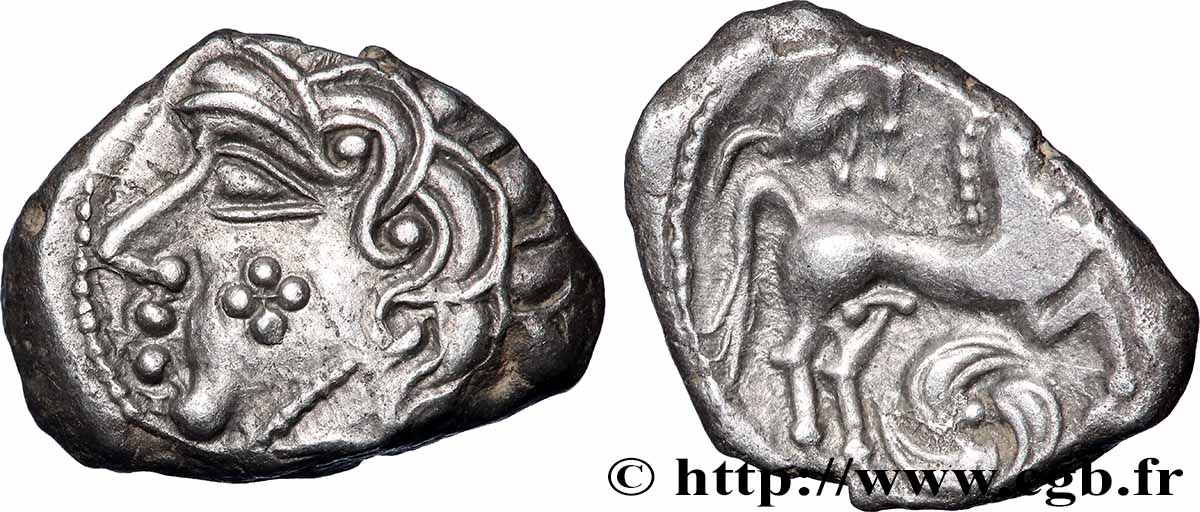 PICTONS / BITURIGES / CARNUTES - CENTRE-OUEST, Incertaines Drachme au loup et au cheval, joue tatouée SUP