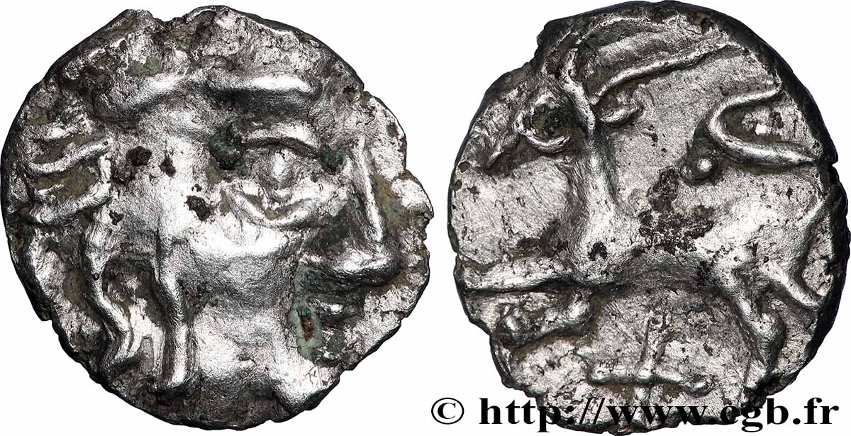 GALLIA - ALLOBROGES (Region di Dauphine) Denier au cervidé et à la croix - revers à gauche BB