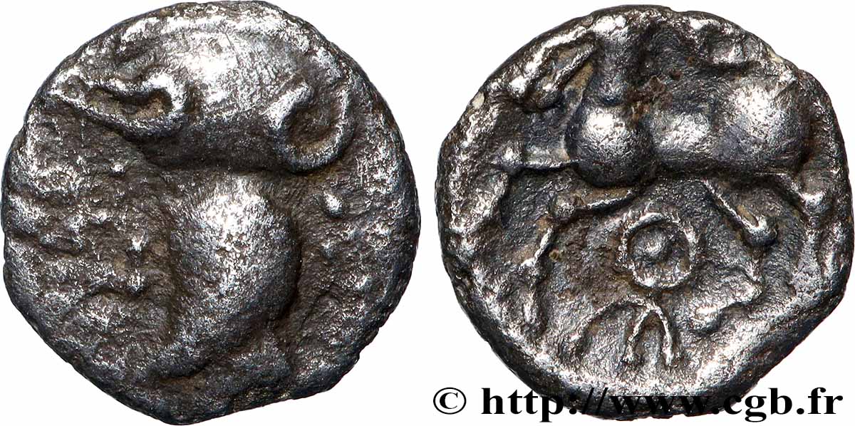 GALLIA - ÆDUI (BIBRACTE, Area of the Mont-Beuvray) Denier à la tête casquée XF/AU