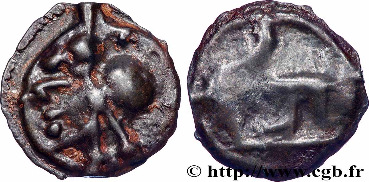 BITURIGES CUBES (Région de Bourges) Potin au taureau chargeant SUP/TB+