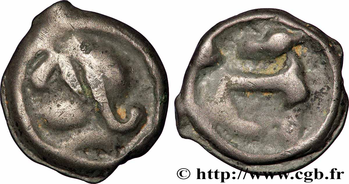 ÉDUENS (BIBRACTE, région du Mont-Beuvray) Potin à l’hippocampe, tête casquée TTB