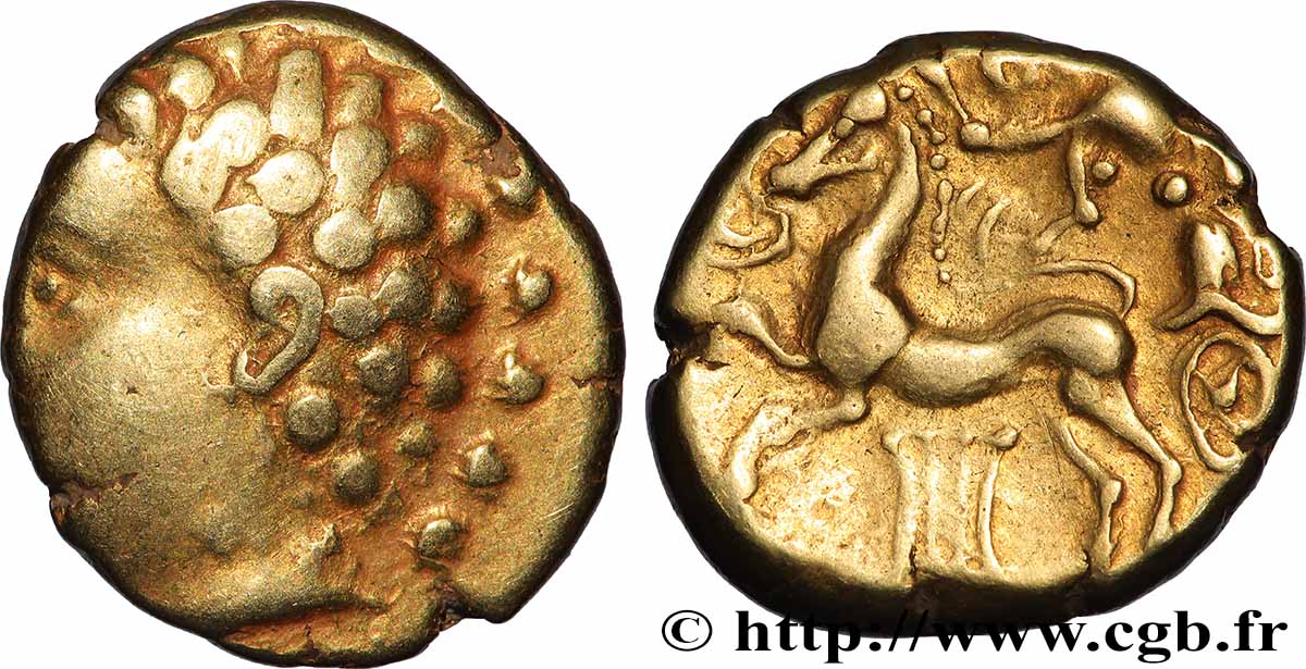 GALLIA - ARVERNI (Regione di Clermont-Ferrand) Statère d’or au cheval à gauche et à la lyre, du type de Lapte BB/q.SPL