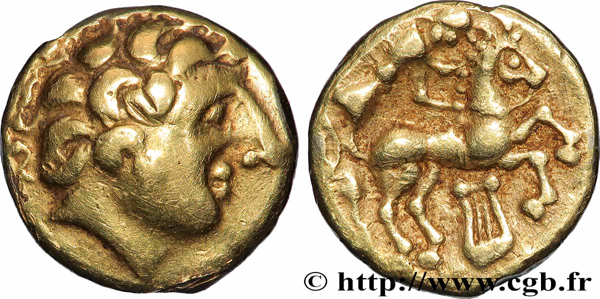 ARVERNES (Région de Clermont-Ferrand) Quart de statère d’or au cheval à droite et à la lyre, du type de Lapte TTB+