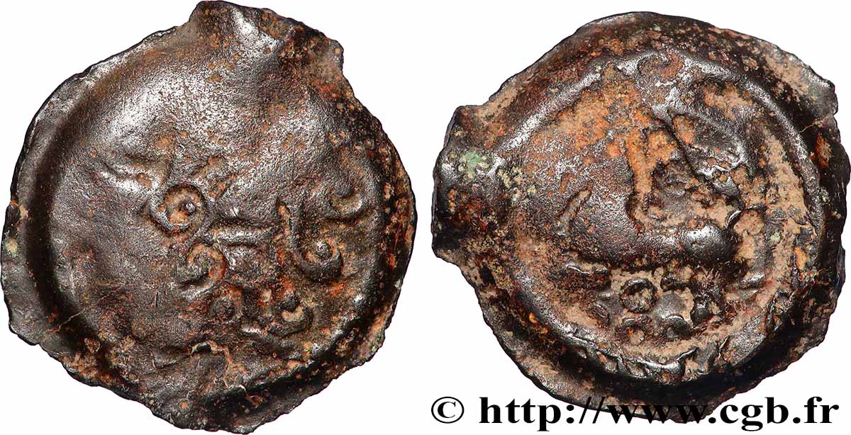 GALLIA - BITURIGES CUBI (Area of Bourges) Bronze au cheval et aux trois annelets XF