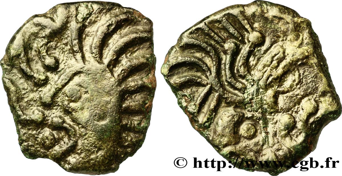 GALLIA - BELGICA - BELLOVACI (Región de Beauvais) Bronze au coq à tête humaine BC+