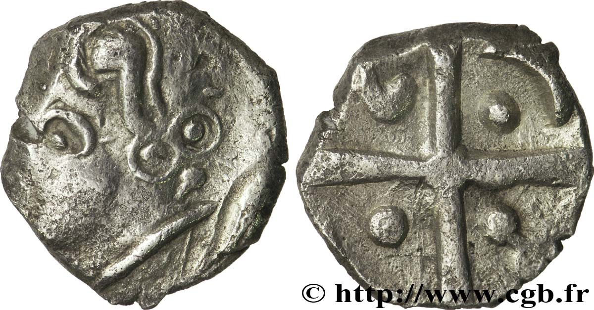 TOLOSATES (région de Vieille-Toulouse) Drachme “à la tête négroïde”, hybride avec oreille TTB