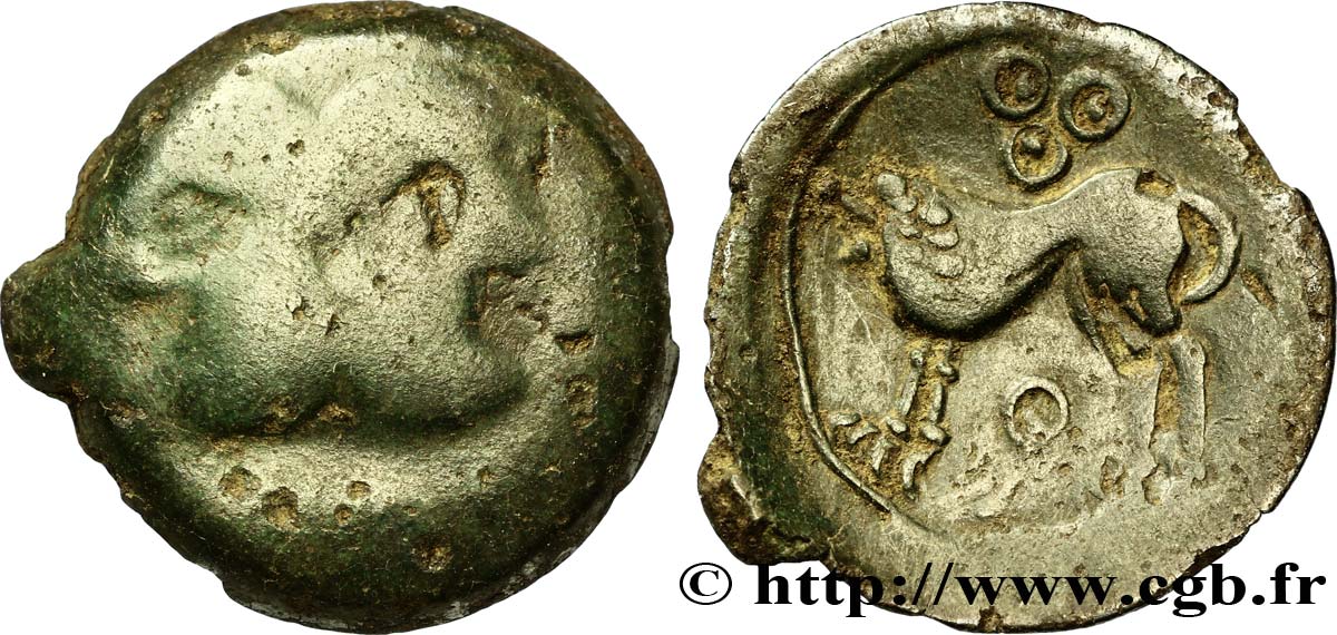 GALLIA BELGICA - SUESSIONES (Regione de Soissons) Bronze à la tête janiforme, classe II q.MB/BB