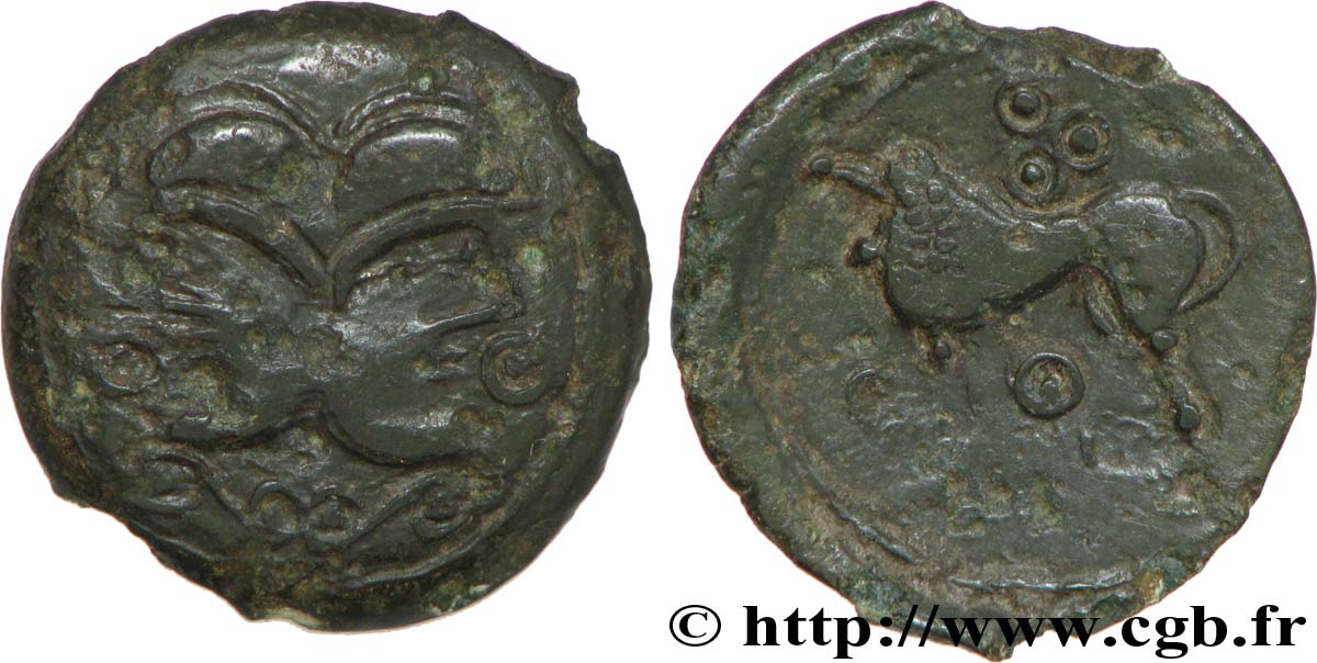 GALLIA BELGICA - SUESSIONES (Regione de Soissons) Bronze à la tête janiforme, classe II q.BB/BB