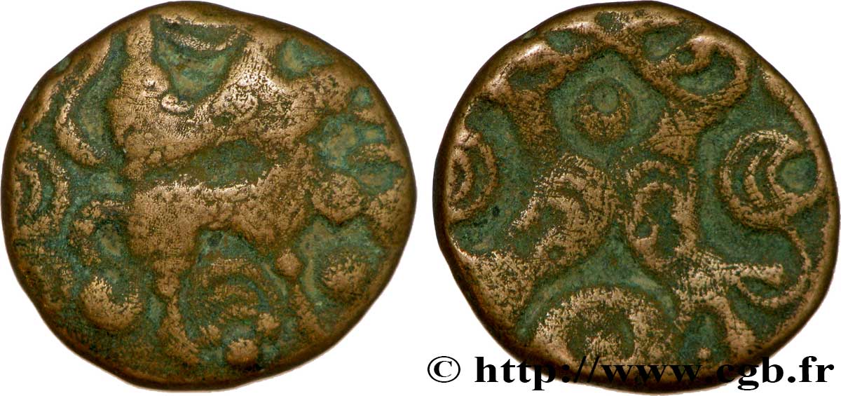 GALLIA BELGICA - AMBIANI (Región de Amiens) Bronze aux boeufs adossés, BN 8524 BC+