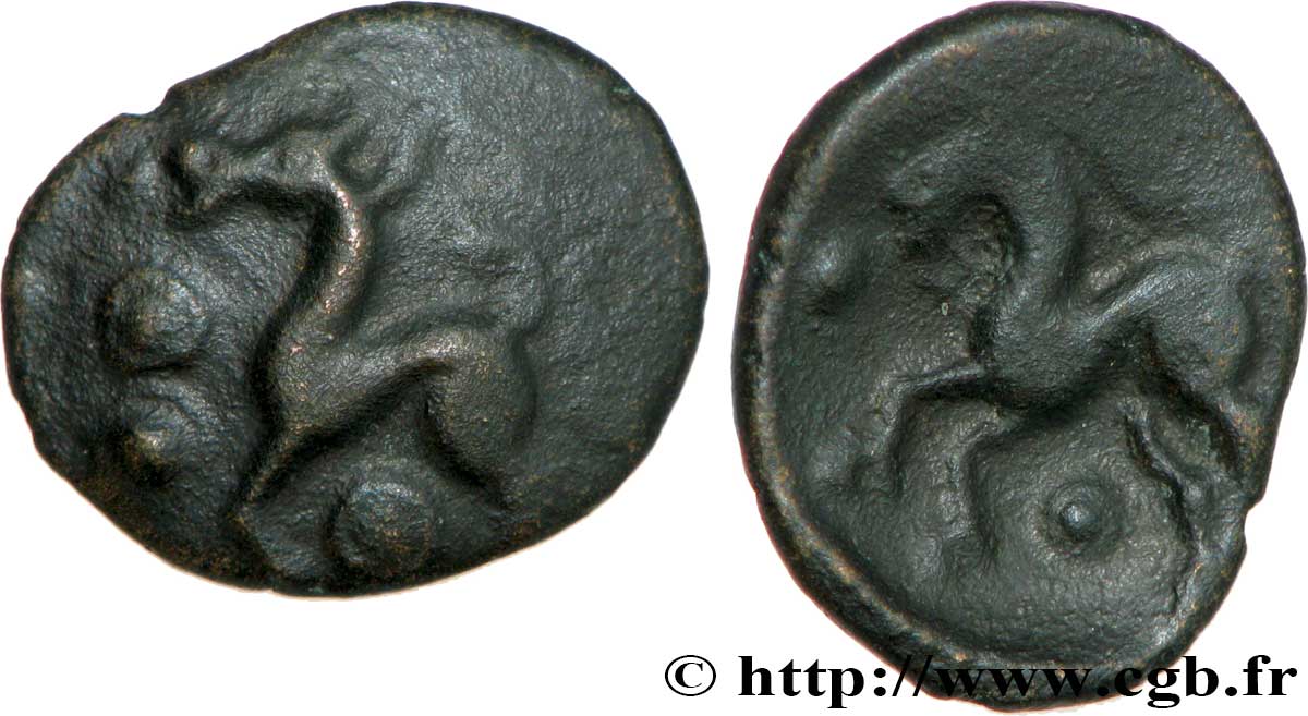 GALLIA BELGICA - AMBIANI (Región de Amiens) Bronze au cheval, “type des dépôts d’Amiens” BC+