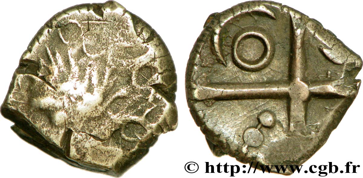 GALLIA - SUDOESTE DE LA GALLIA - TOLOSATES (Región de Vieja-Tolosa) Drachme “à la tête négroïde”, S. 95, fragmentaire BC/MBC+