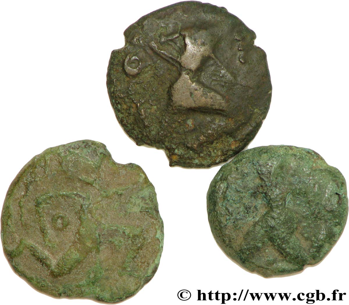 GALLIA - BELGICA - BELLOVACI (Región de Beauvais) Lot de 3 bronzes au personnage courant lote