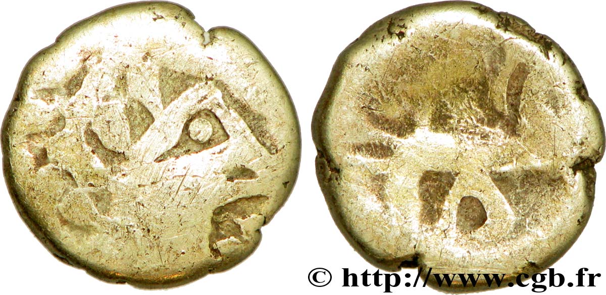 GALLIA - CARNUTES (Región de la Beauce) Quart de statère d’or pâle, DT. 2350 BC+
