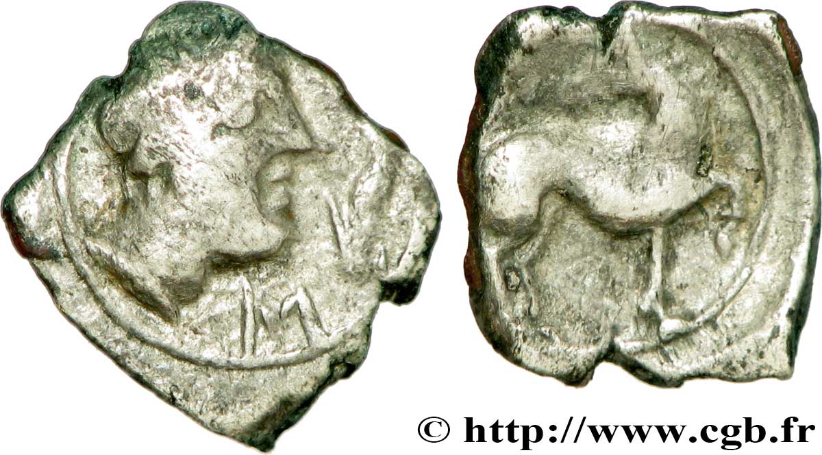 GALLIA - NEDENES (oppidum of Montlaures) Obole au cheval retourné, au M AU