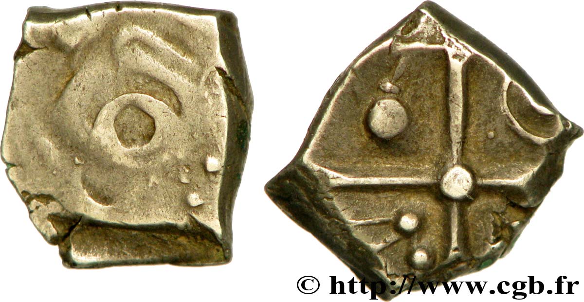 GALLIA - SOUTH WESTERN GAUL - CADURCI (Area of Cahors) Drachme “à la tête triangulaire”, S. 130 bis VF/AU