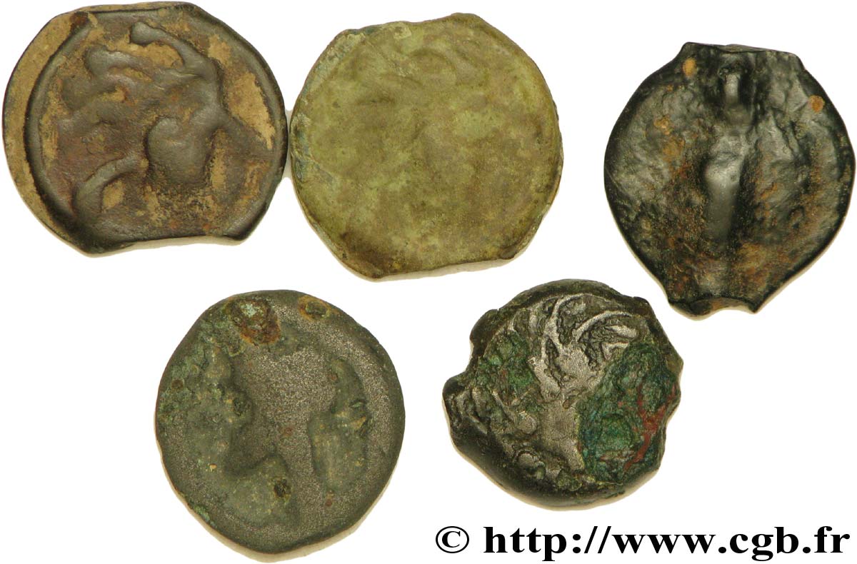 GAULE BELGIQUE - CELTIQUE Lot de 4 potins et 1 bronze lot