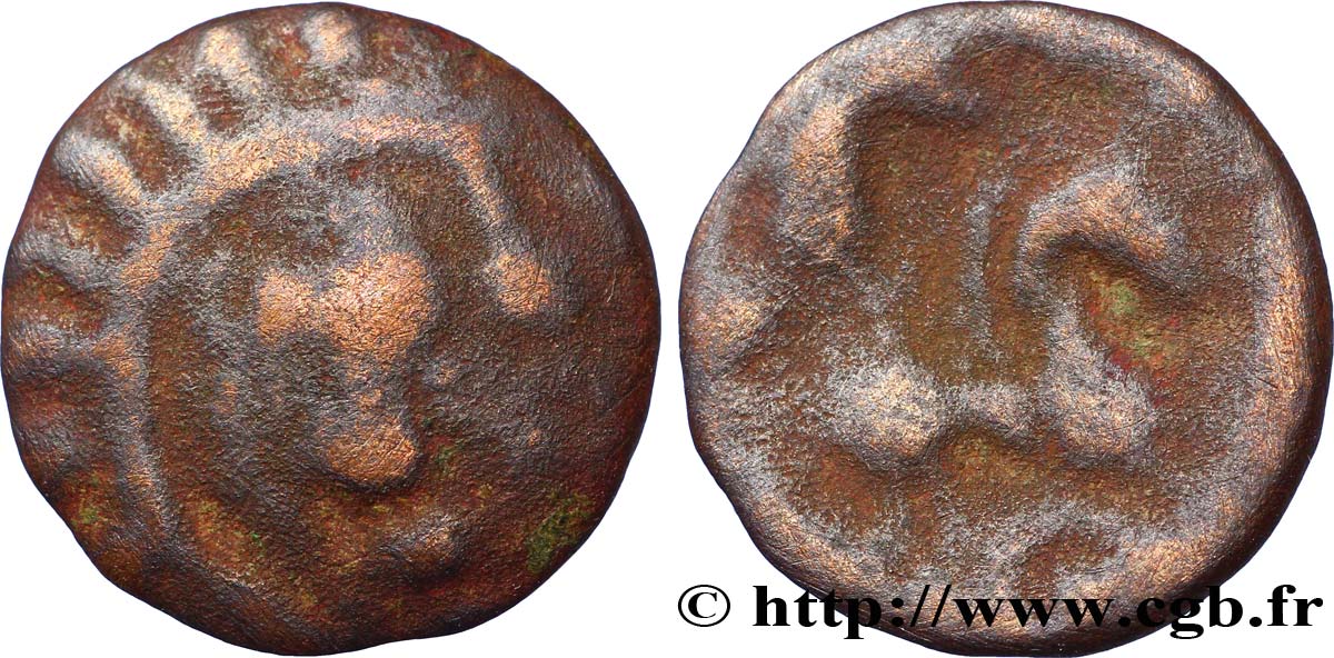 GALLIA - BAÏOCASSES (Area of Bayeux) Bronze scyphate au cheval et à la rouelle F