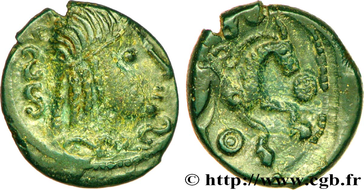 GALLIA BELGICA - AMBIANI (Area of Amiens) Bronze au cheval et à la tête aux cheveux calamistrés XF
