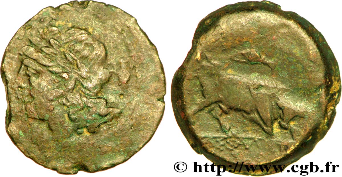 MASSALIEN - MARSEILLES Bronze lourd au taureau (hémilitron), au canthare SS