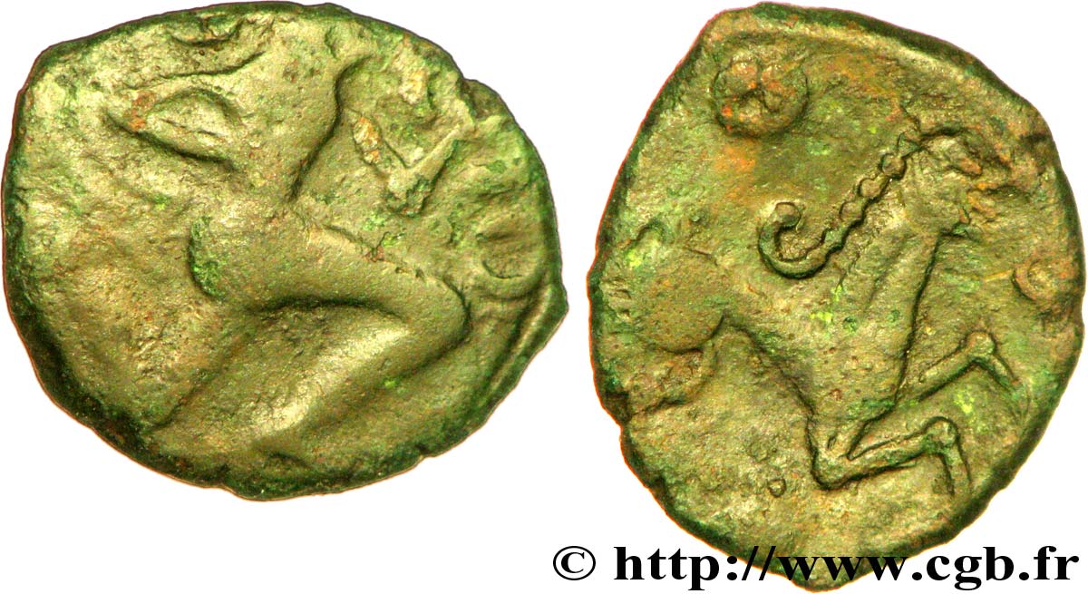 GALLIA - BELGICA - BELLOVACI (Región de Beauvais) Bronze au personnage courant et à l’androcéphale BC+/MBC